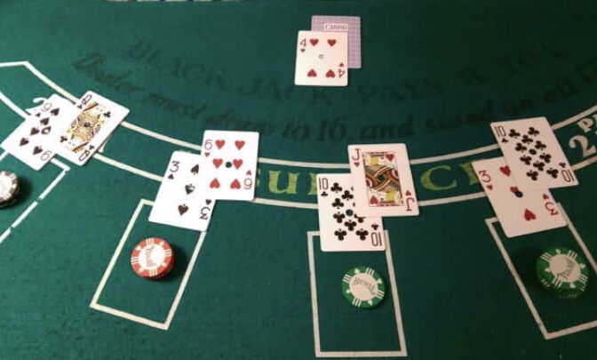 Các Chiến Thuật Quan Trọng Khi Học Chơi Blackjack